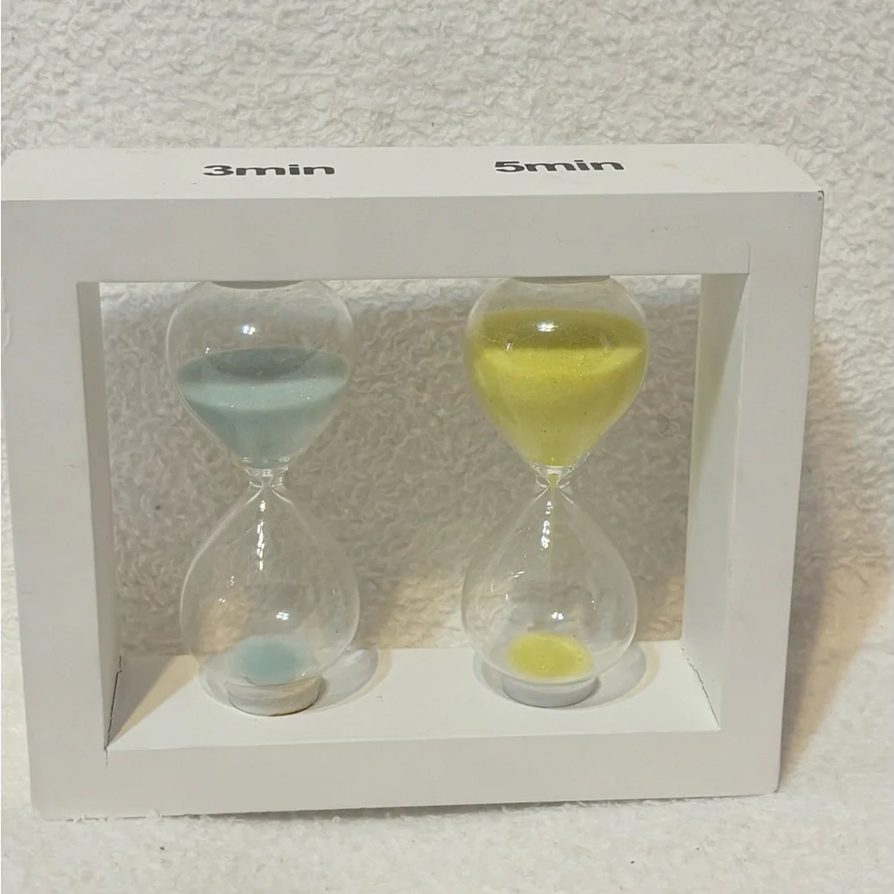 White Wooden tea time 3mins and 5 mins